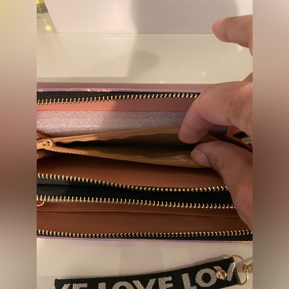 SOLD *SOLDNew Iridescence Chique Classy Wallet/Wristlet - Picture 9 of 13